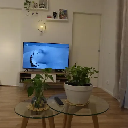 Qnq -pasila Apartment